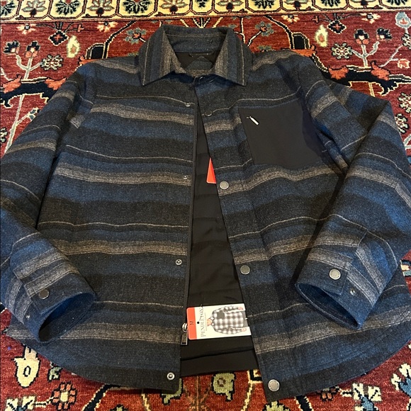 Pendleton Wool Shirt/Jacket - Picture 5 of 7